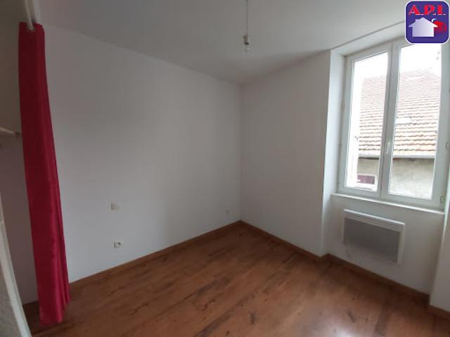 Location Appartement 3 pièces 50 m2 Tarascon sur ariege
