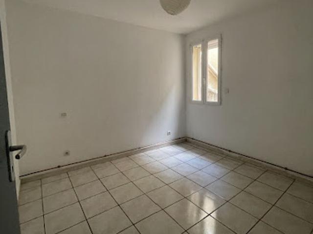 Location Appartement 3 pièces 50 m2 Tautavel