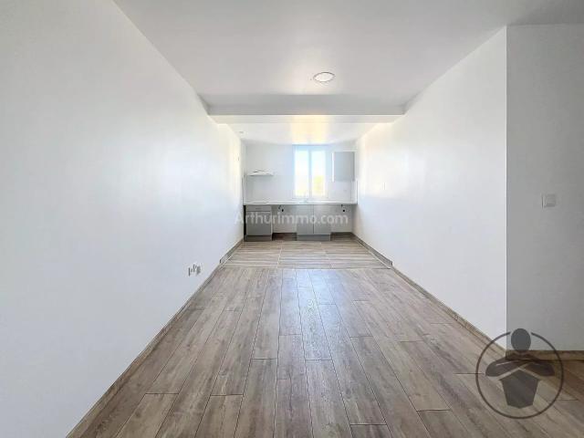 Location Appartement 3 pièces 50 m2 à Coutras
