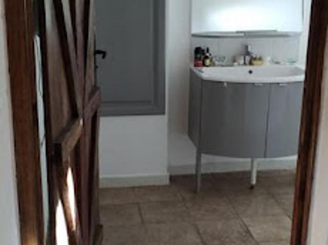 Location Appartement 3 pièces 50 m2 Saint Saturnin