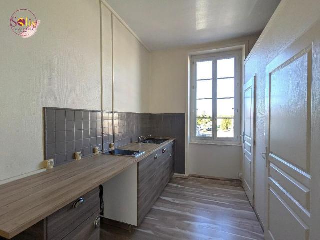 Location Appartement 3 pièces 50m² COGNAC 16100