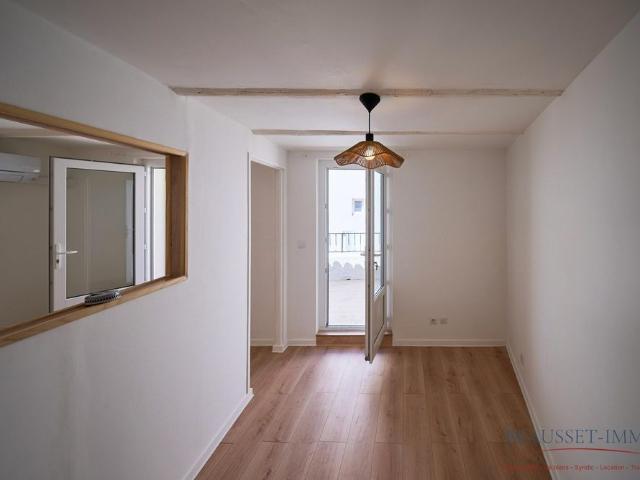 Location Appartement 2 pièces 50m² LE BEAUSSET 83330