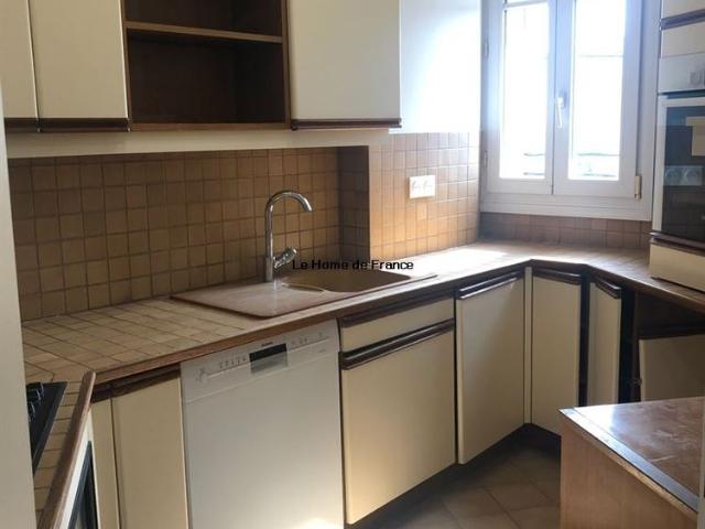 Location Appartement 3 pièces 50m² PARIS 16ème