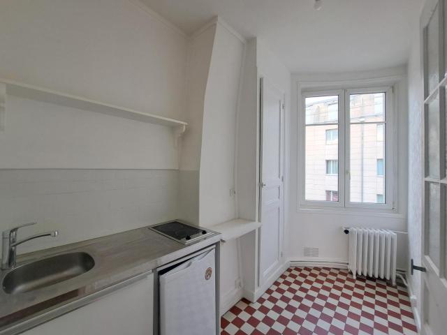 Location Appartement 3 pièces 50m² TOURS 37000