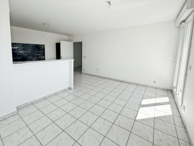 location appartement 3 pièces, 51.51m², corbeil essonnes