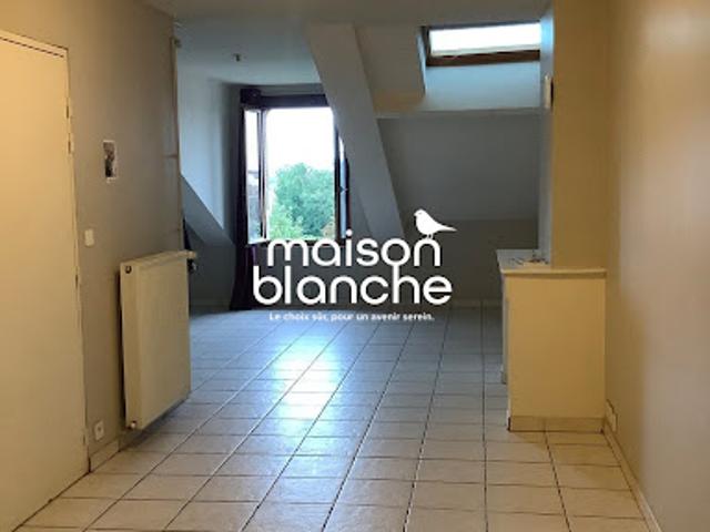 Location Appartement 3 pièces 51.9 m2 Coutras