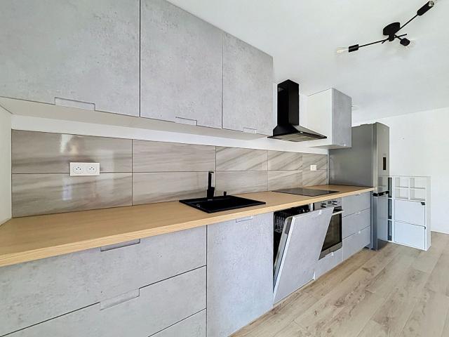 Location appartement 3 pièces, 51.23m², Saint Aubin de Luigné