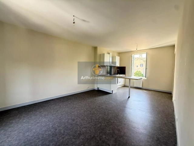 Location Appartement 3 pièces 51 m2 à Apt