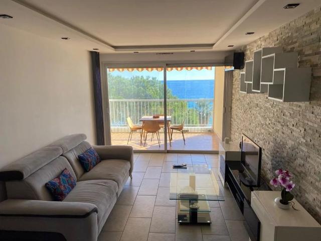 Location Appartement 3 pièces 51m² CANNES 06400