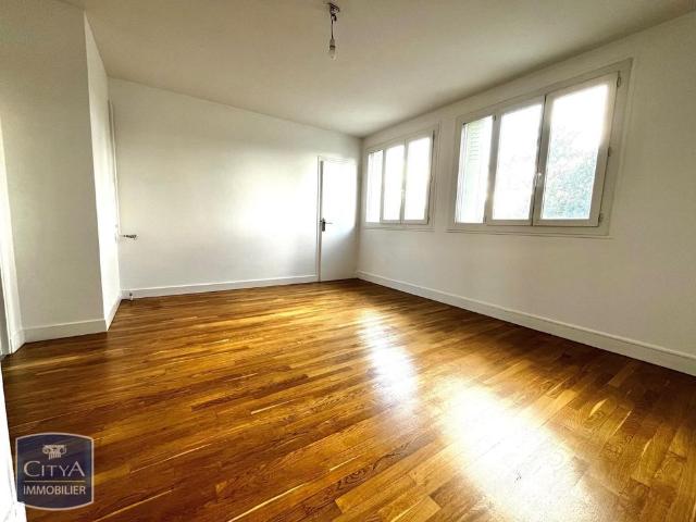 Location Appartement 3 pièces 51m² BOURGES 18000