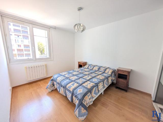 Location Appartement 3 pièces 51m² ST MARTIN D HERES 38400