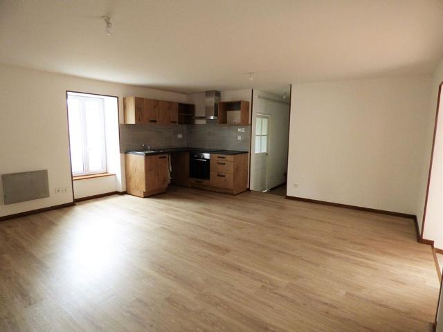 Location Appartement 3 pièces 51m² TINTENIAC 35190