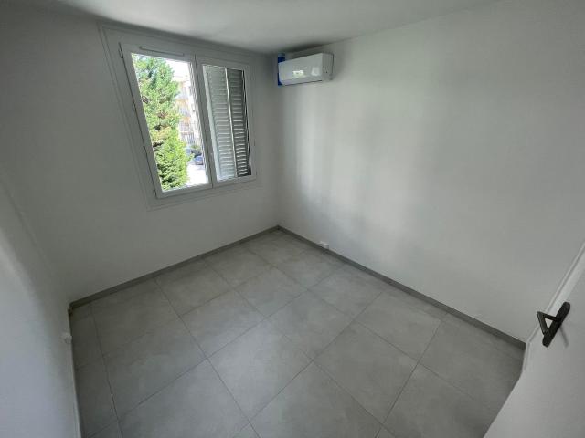 Location appartement 3 pièces 52 m² à Grenoble 38000