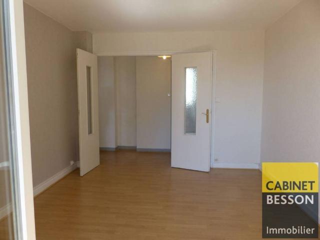 Location Appartement 3 pièces 52m² ST EGREVE 38120