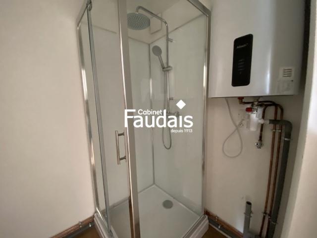 Location Appartement 3 pièces 52m² ST LO 50000