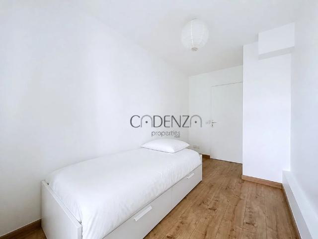 Location Appartement 3 pièces 52m² PARIS 18ème