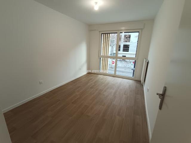 Location Appartement 3 pièces 57.05 m2 Aubervilliers