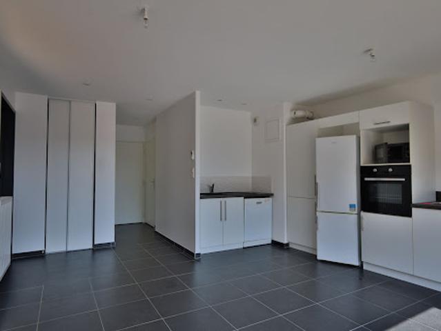 Location Appartement 3 pièces 57 m2 Luzinay