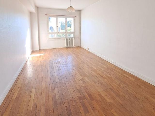 Location Appartement 3 pièces 57m²