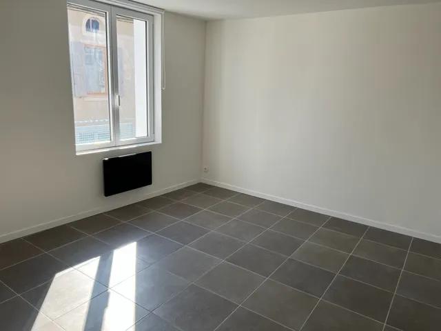 Location Appartement 3 pièces 57m² CARCASSONNE 11000