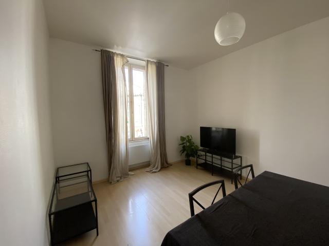 Location Appartement 3 pièces 57m² BORDEAUX 33000