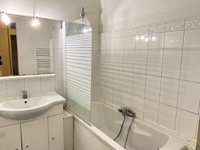 Location Appartement 3 pièces 57m² BORDEAUX 33000