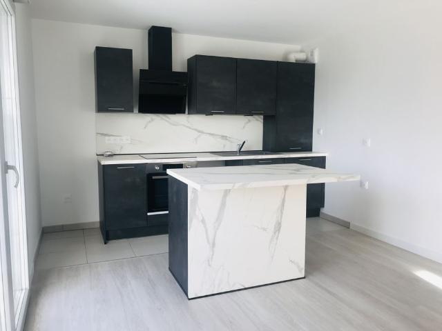 Location Appartement 3 pièces 57m² BEZANNES 51430