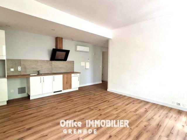 Location Appartement 3 pièces 57m² GRENADE 31330