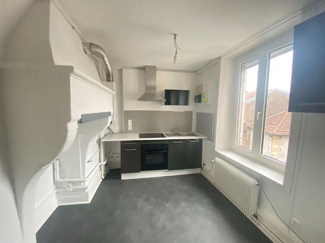 Location Appartement 3 pièces 57m² EPINAL 88000