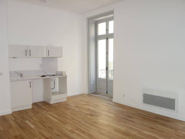 Location Appartement 3 pièces 57m² MONTPELLIER 34000