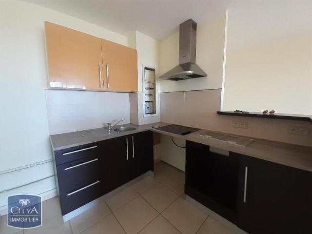 Location Appartement 3 pièces 57m² ST DENIS 97400