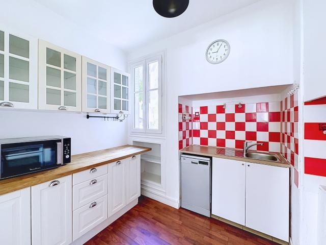 Location Appartement 3 pièces 57m² PARIS 15ème