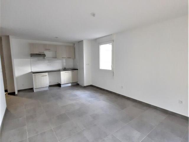 Location Appartement 3 pièces 57m² TOULOUSE 31100