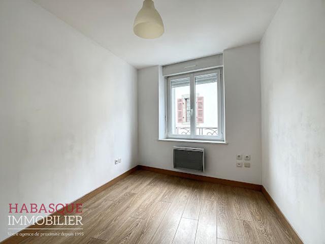 Location Appartement 3 pièces 54.64 m2 Lesneven