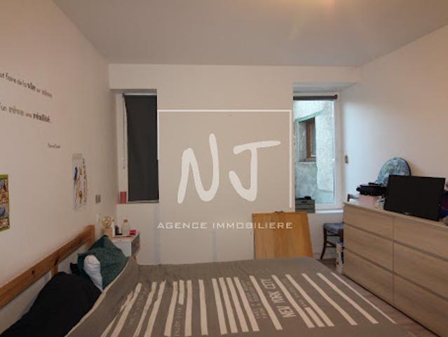 Location Appartement 3 pièces 54.8 m2 Saint clement de la place