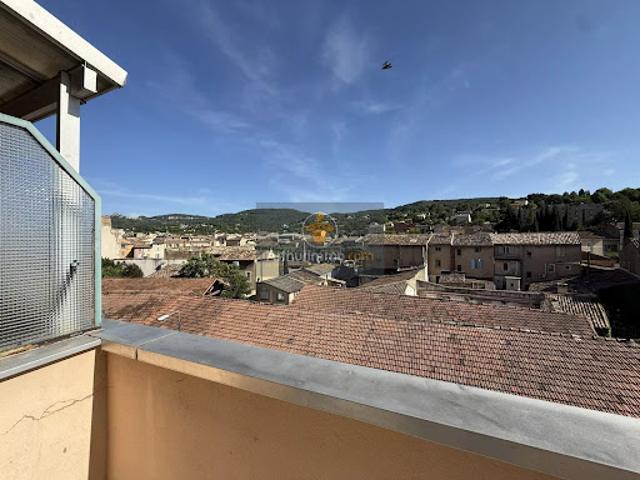Location Appartement 3 pièces 54.91 m2 Apt