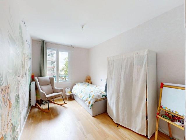 Location appartement 3 pièces, 54.32m², Le Plessis Robinson