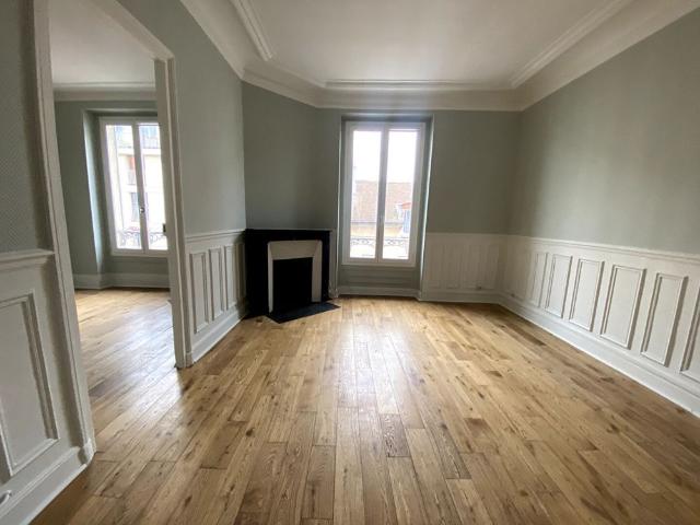 Location Appartement 3 pièces 54m²