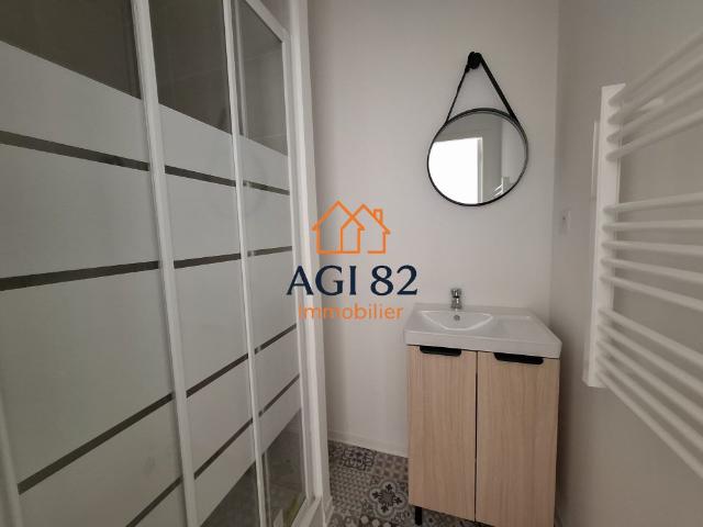 Location Appartement 3 pièces 54m² CASTELSARRASIN 82100