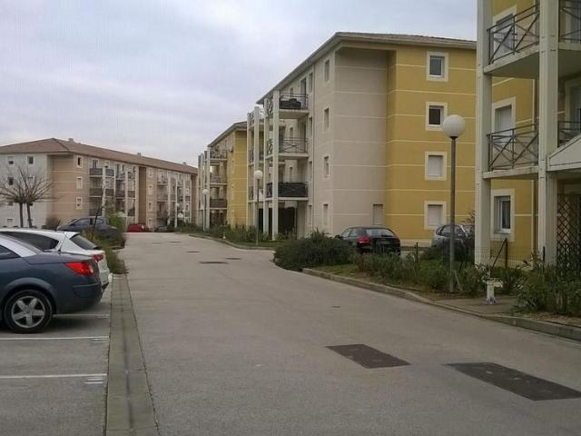 Location Appartement 3 pièces 54m² BAGNOLS SUR CEZE 30200