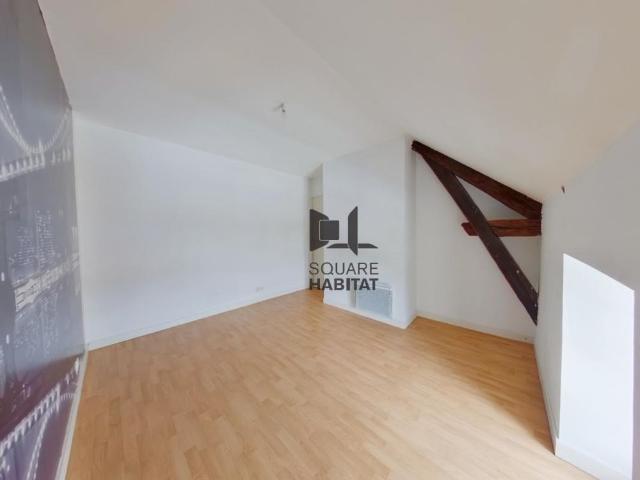 Location Appartement 3 pièces 54m² LUSSAC LES CHATEAUX 86320
