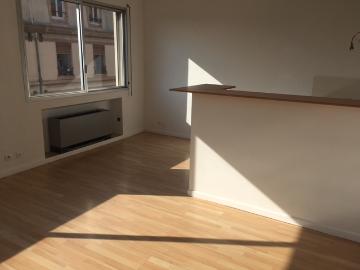 Location Appartement 3 pièces 54m² LYON 7ème