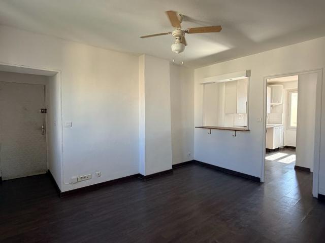 Location Appartement 3 pièces 54m² TOULON 83000