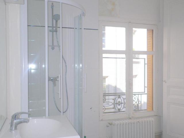 Location Appartement 3 pièces 54m² TOURS 37000