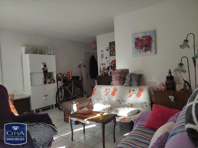 Location Appartement 3 pièces 54m² VAUVERT 30600