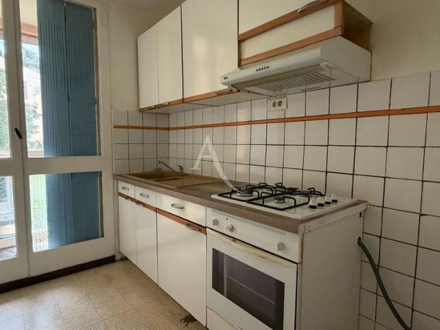 Location appartement 3 pièces, 55.52m², Manosque