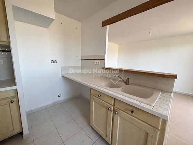Location Appartement 3 pièces 55.5 m2 Beaucaire