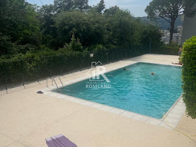 Location Appartement 3 pièces 55.09 m2 Nice