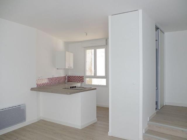 Location appartement 3 pièces, 55.17m², Marguerittes