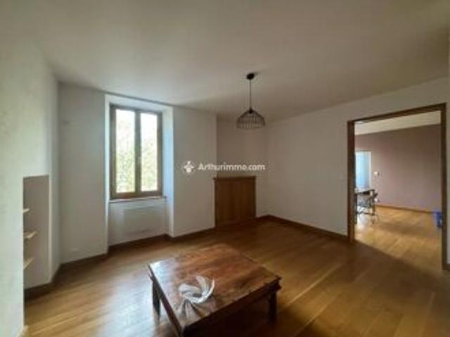 Location Appartement 3 pièces 55 m2 à Millau